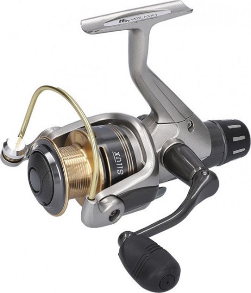 Катушка Mikado SILUX 2004RD