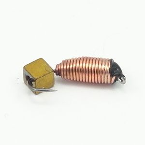Гвоздик рифленый медь с кубиком золото d=2,5мм (Владимирская)