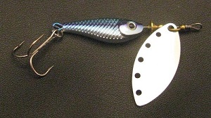 Блесна вращающаяся DAIWA Silver Creek Spinner R 1120 / Holo Himemasu (0014)