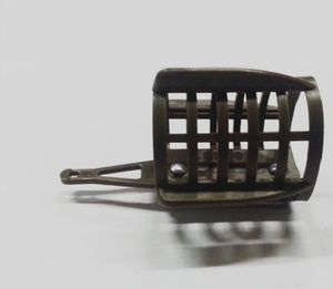 Кормушка фидерная FEEDER 100г